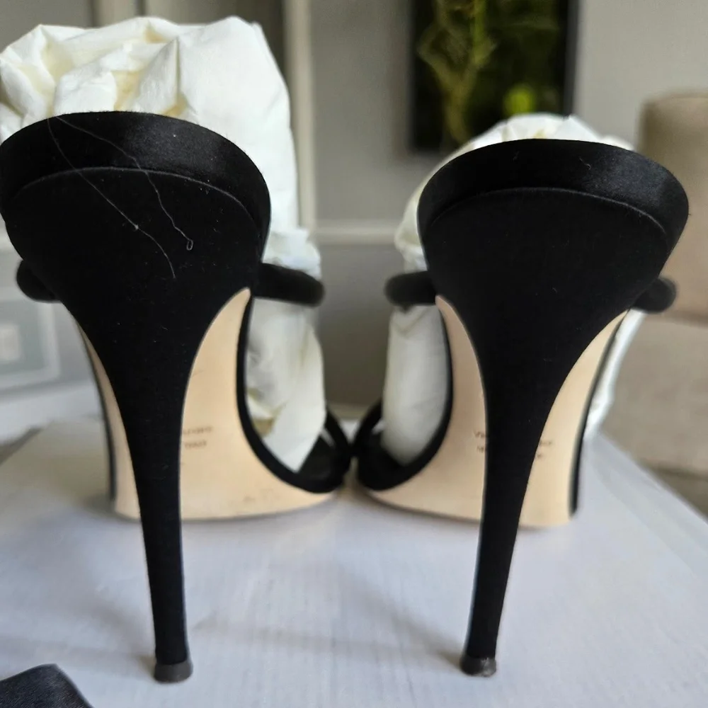 Giuseppe Zanotti Alesha Slide Sandals - Picture 3 of 8